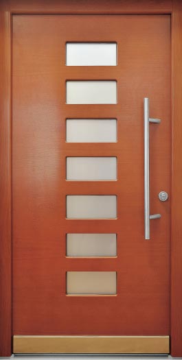 Haustüren mit Holz-Oberfläche zwischen München und Rosenheim